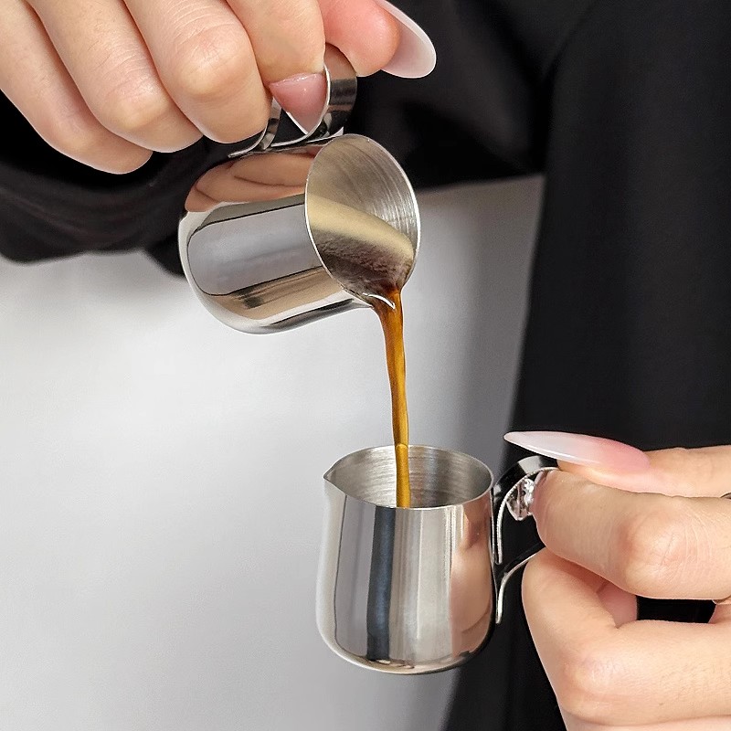 เหยือกตีฟองนมสแตนเลส เหยือกตีฟ - Barista Milk Jug บทวิจารณ์และราคา